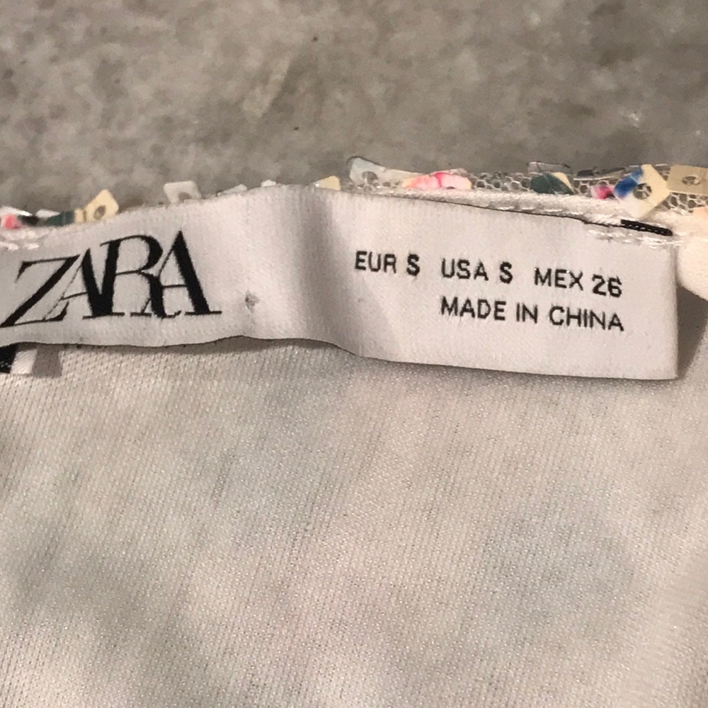 Zara Sequin Cropped Top Womens Small Cottagecore Barbiecore Ruffled Floral Boho - Picture 4 of 13